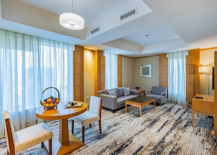 Carlton Downtown Hotel